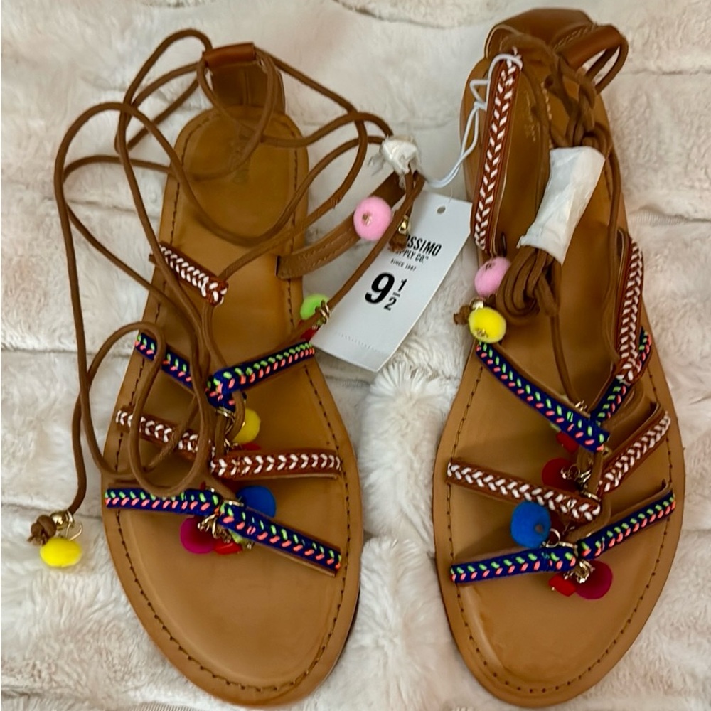 Mossimo Kayla Sandals Womens Size 9.5 Gladiator Shoes Boho Stappy Lace Up NWT